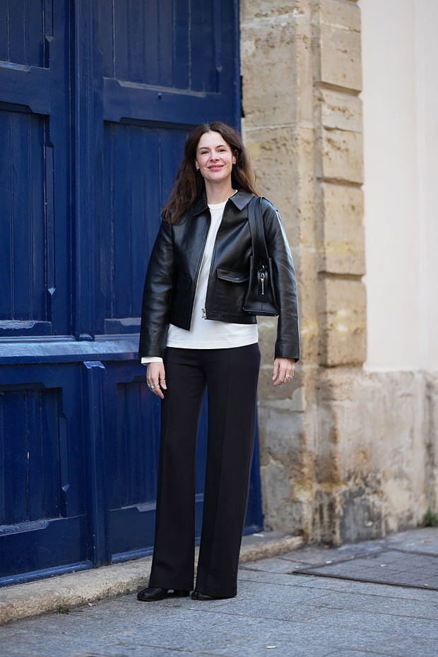 Square-toe boots