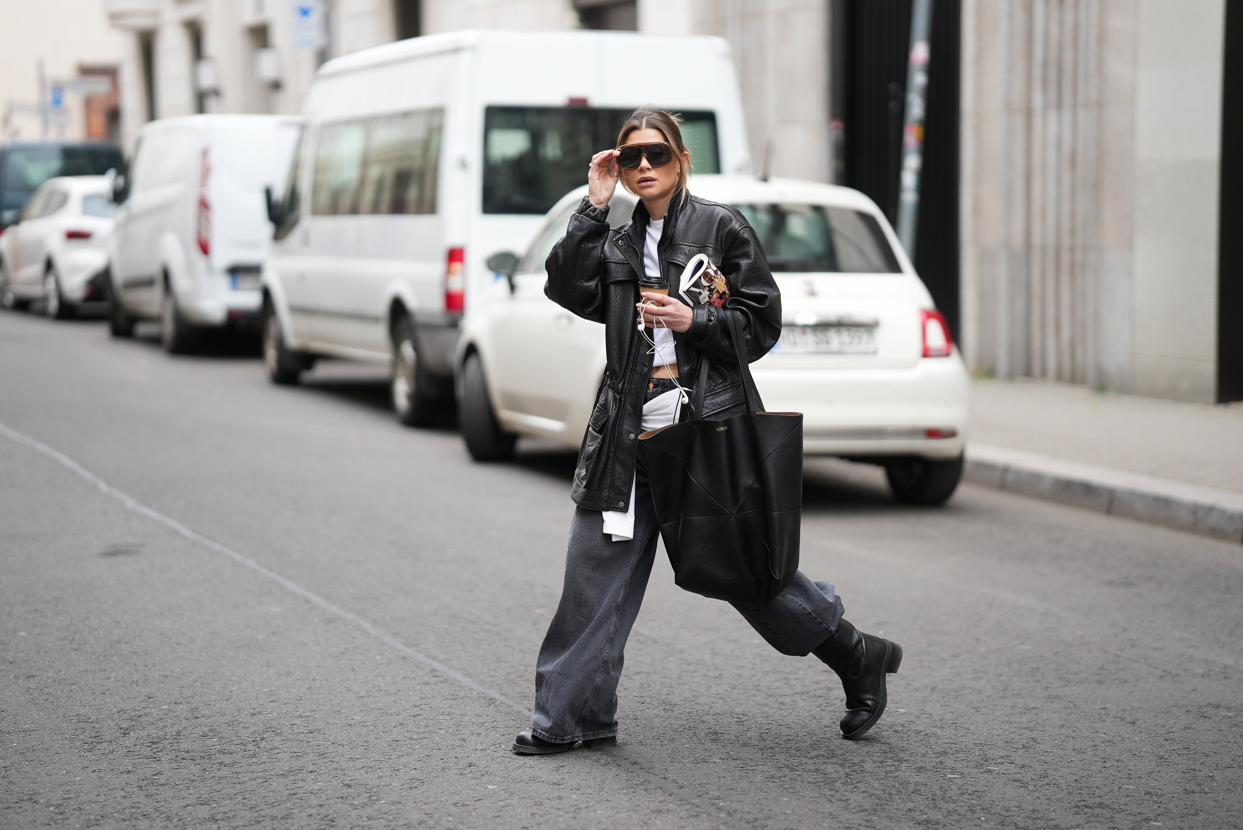 „Car coat” wraca do jesiennej garderoby.