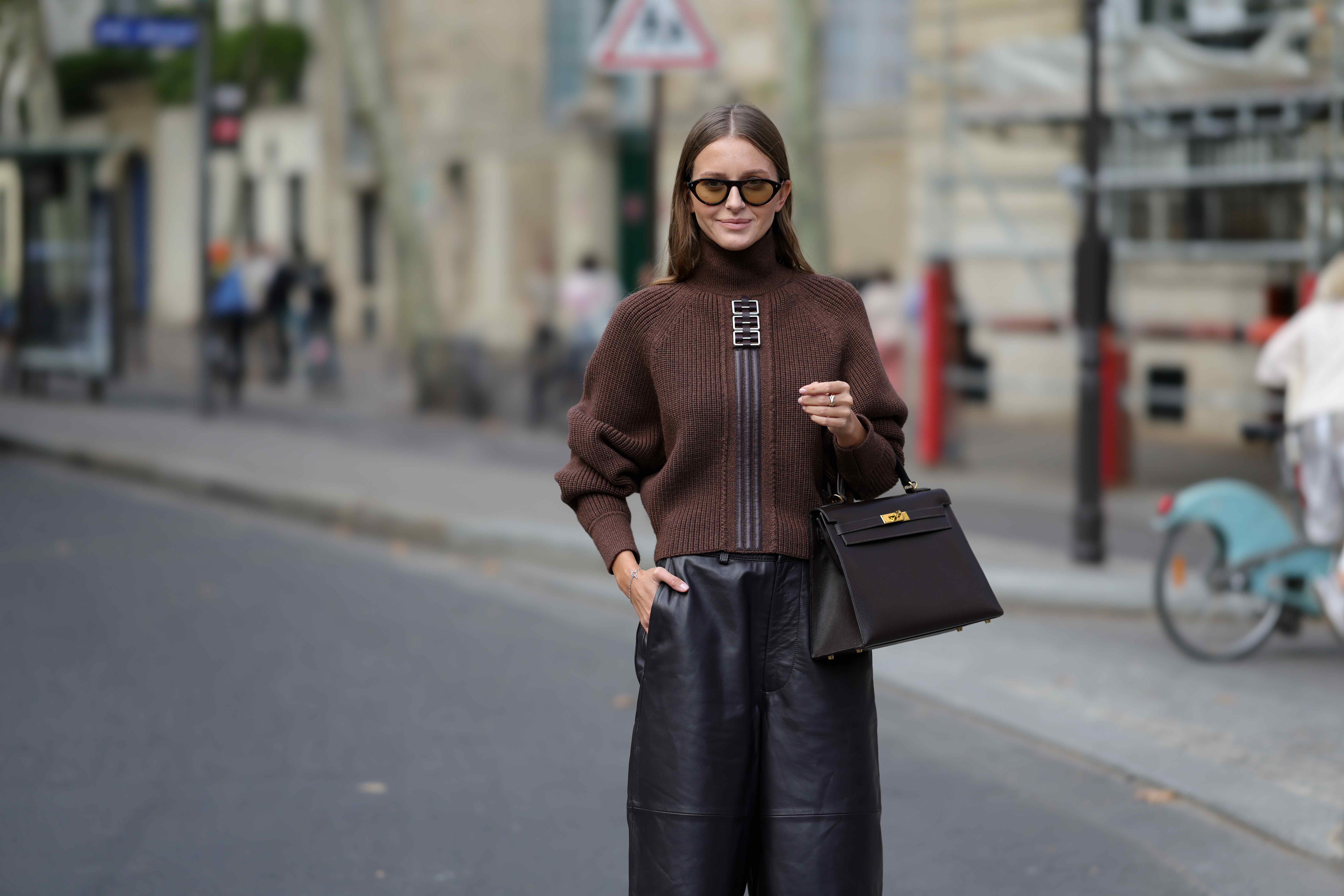 „Zip-up knit” wraca do codziennych stylizacji