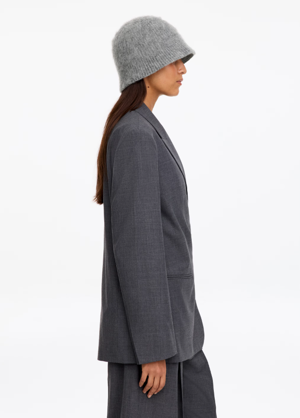 Cloche hat 