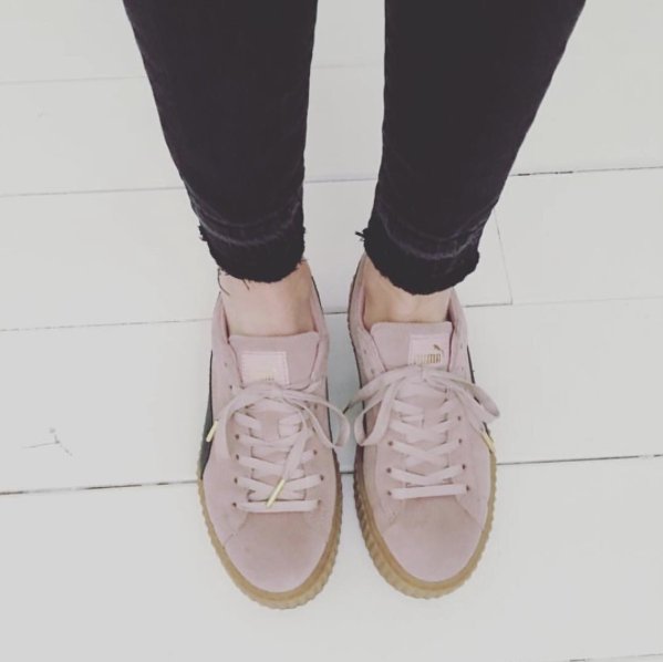 #nudesneakers Instagram