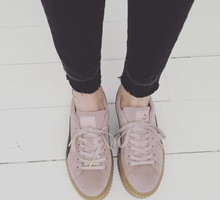 #nudesneakers Instagram