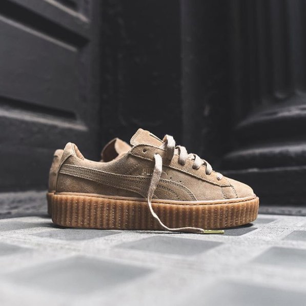 #nudesneakers Instagram