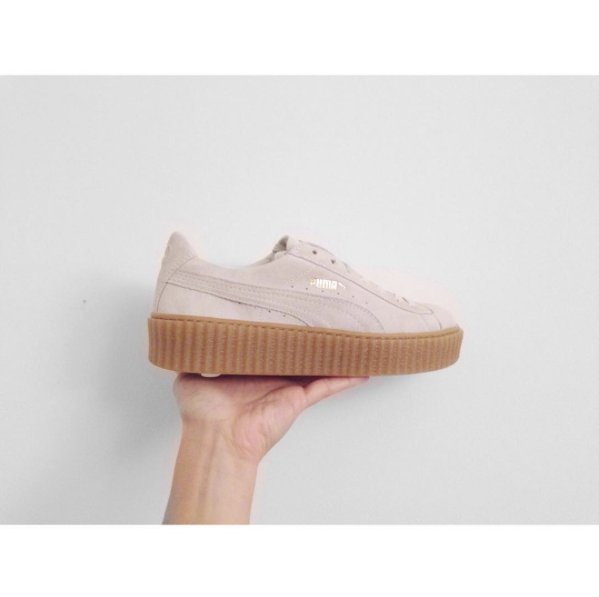 #nudesneakers Instagram