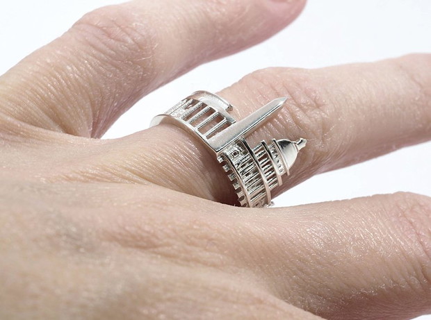 Ola Shekhtman / Etsy