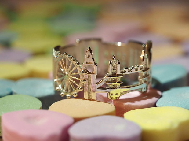 Ola Shekhtman / Etsy