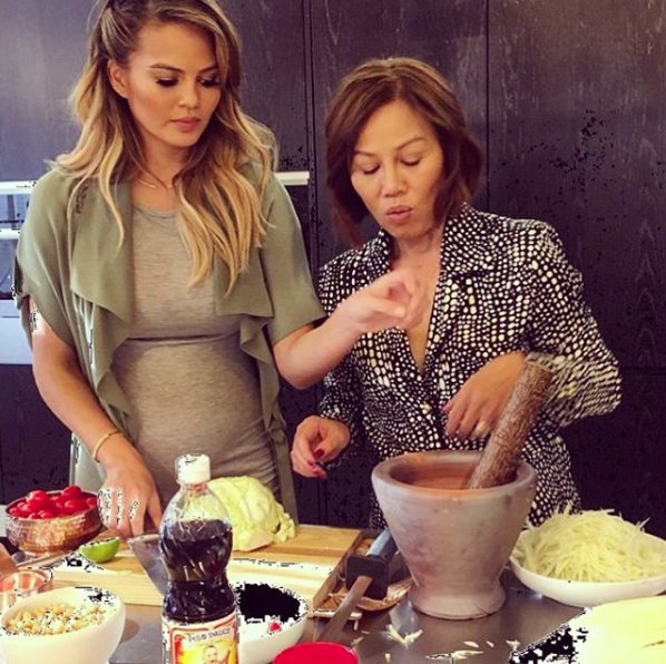 @chrissyteigen Instagram