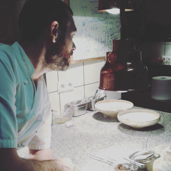 @senses.restaurant Instagram