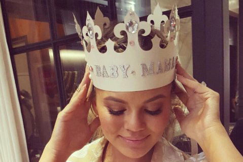 @chrissyteigen Instagram