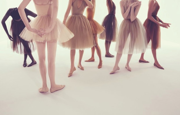 CHRISTIAN LOUBOUTIN Baletki Nude wiosna 2016