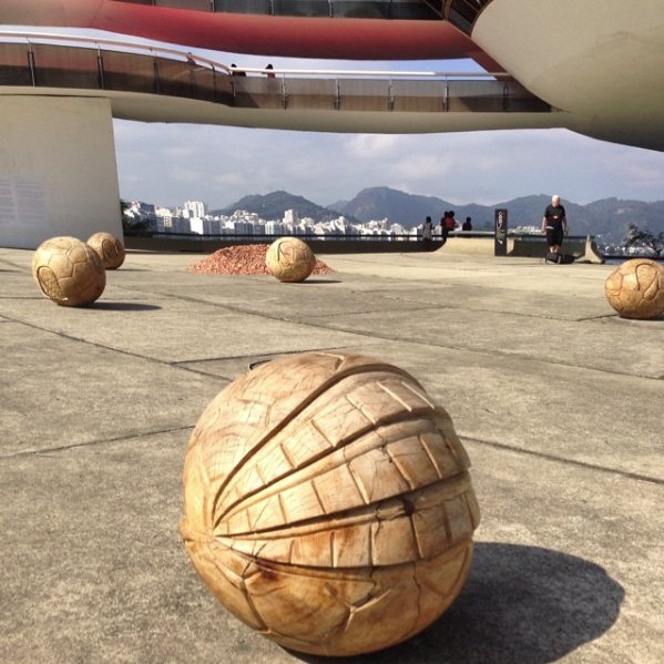 Niterói Contemporary Art Museum Instagram