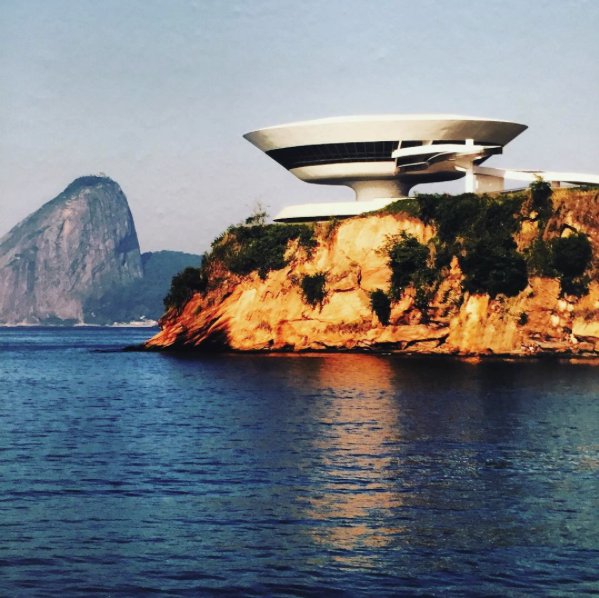 Niterói Contemporary Art Museum Instagram