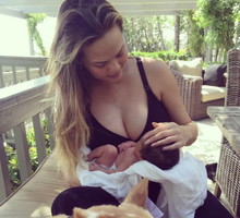 @chrissyteigen Instagram