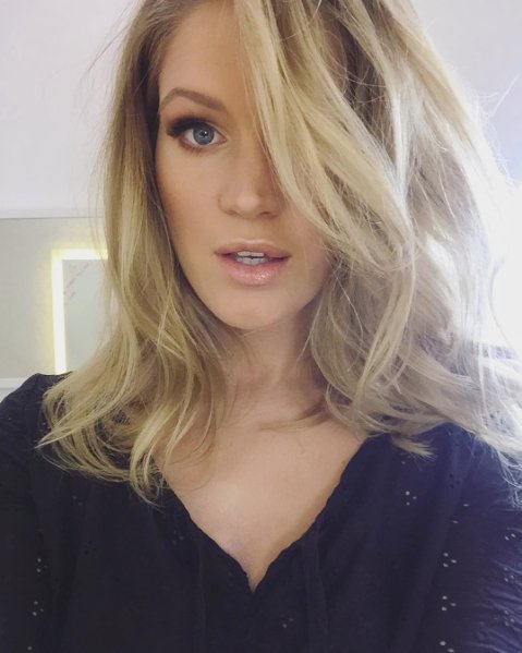 @miss_zi Instagram
