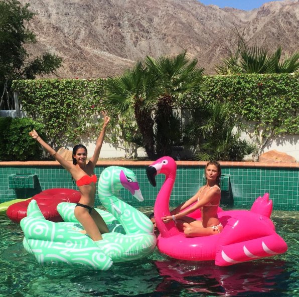 coachella-2016-stroje-kapielowe-13