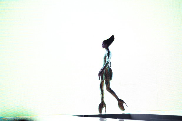 8._Jellyfish_ensemble_and_Armadillo_shoes_Platos_Atlantis_SS_2010._Model_Polina_Kasina.__Lauren_GreenfieldINSTITUTE