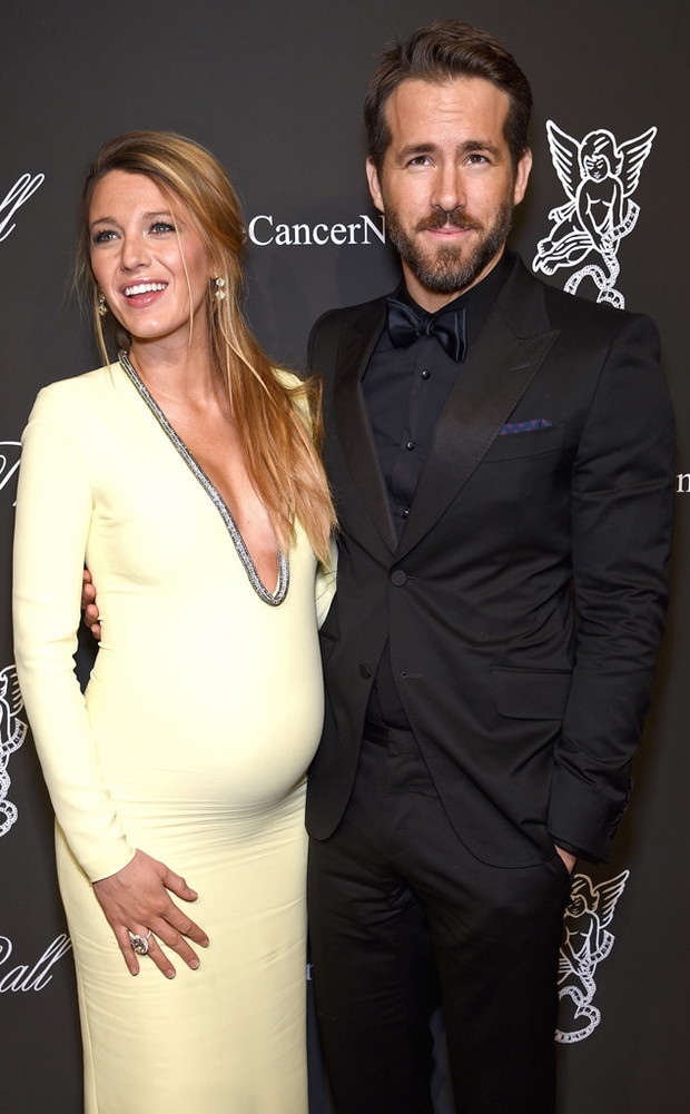 rs_634x1024-141020184910-634.Blake-Lively-Ryan-Reynolds-Angel-Ball.ms.102014