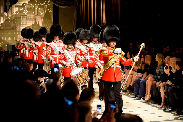 16-burberry-london-in-la