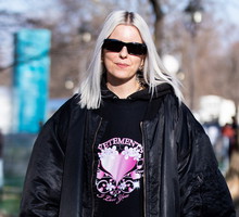 Street Style - Paris Fashion Week - Menswear F/W 2020-2021 : Day Five