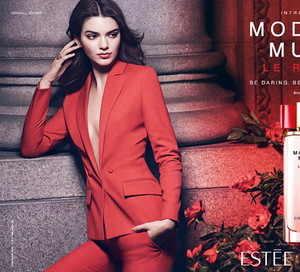 kendall-jenner_glamour_11jun15_pr_b_639x426
