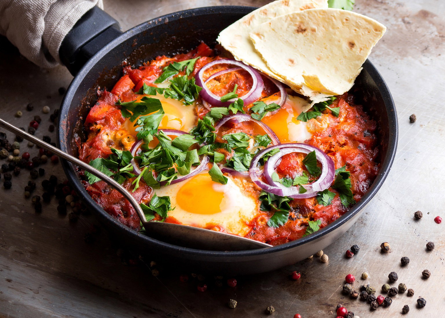 Shakshuka With Pita Bread