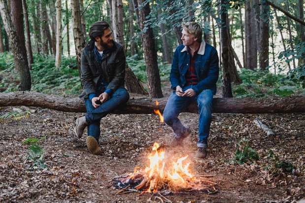 Alastair Humphreys and Kamil Ekskluzywny Menel Wrangler Born Ready Adventure 10