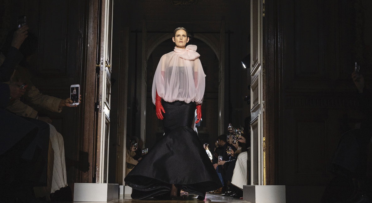 Valentino : Runway - Paris Fashion Week - Haute Couture Spring/Summer 2020