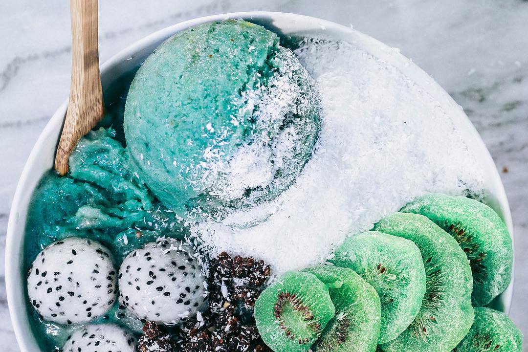 Lina Saber robi wegańskie lody, które podbijają Instagram / @bysaber Instagram