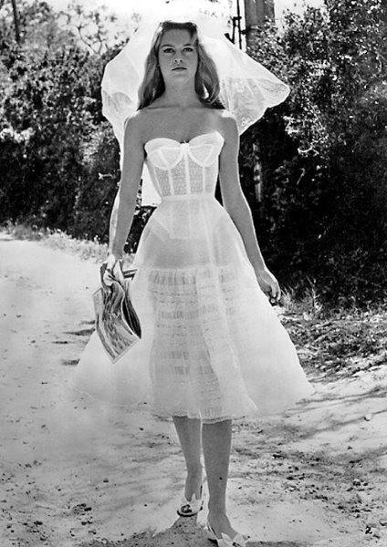 Brigitte Bardot I Bóg stworzył kobietę 1956