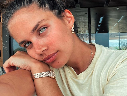 sara-sampaio-da543b8