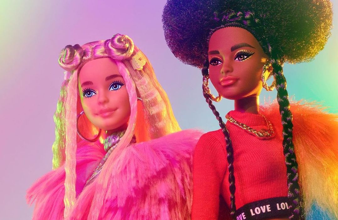 nowe-barbie-extra-udowadniaja-ze-dziewczyny-moga-byc-kim-chca-i-zachecaja-by-odwaznie-manifestowac-swoja-osobowosc1-ad157f5