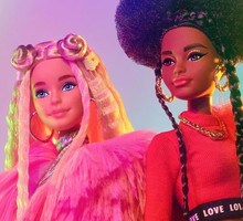 nowe-barbie-extra-udowadniaja-ze-dziewczyny-moga-byc-kim-chca-i-zachecaja-by-odwaznie-manifestowac-swoja-osobowosc1-ad157f5
