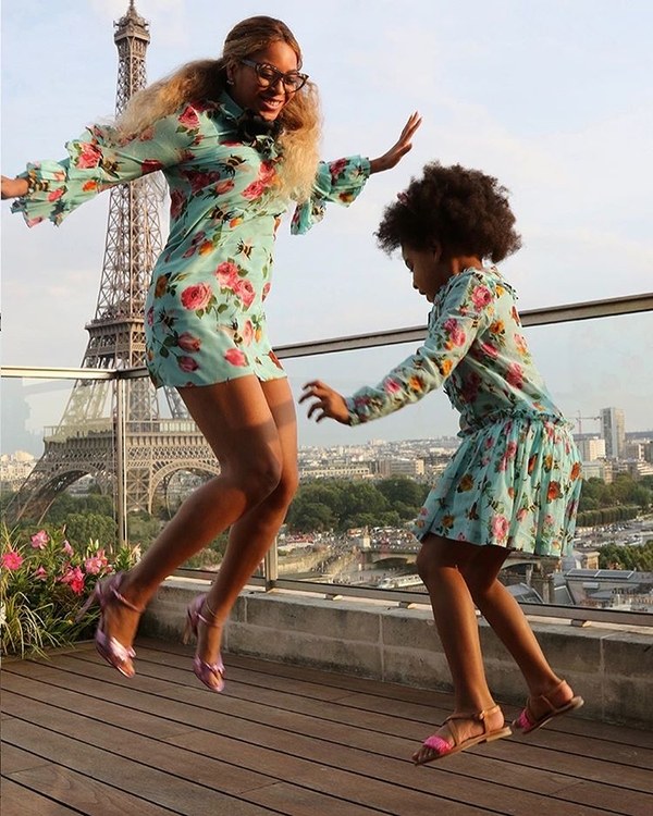 Beyonce i Blue Ivy w takich samych sukienkach Gucci - te zdjęcia są urocze