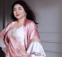 victoria-s-secret-ma-nowa-zaskakujaca-ambasadorke-to-yang-tianzhen-chinska-influencerka-i-przedstawicielka-ruchu-body-positive1-e5e2f40