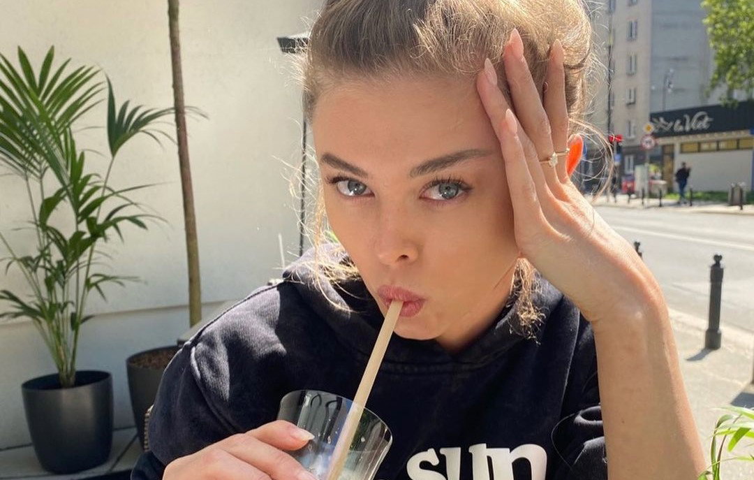 Joanna Opozda pokazała się w sukience z Zary. Wybrała najgorętszy model tego lata!