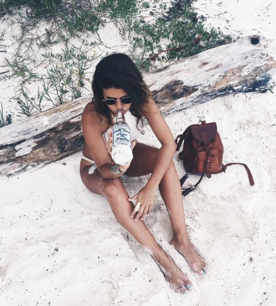@collagevintage Instagram