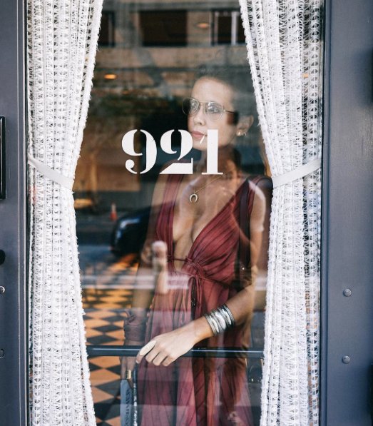 @collagevintage Instagram