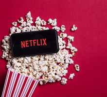 netflix-szykuje-komedie-romantyczna-d28ac1d