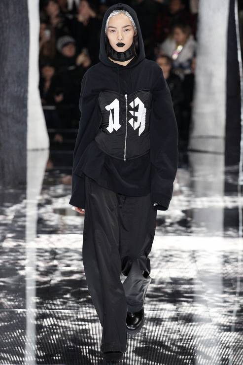 Rihanna zapowiada kolekcję Fenty x Puma - sprawdźcie co się w niej znajdzie