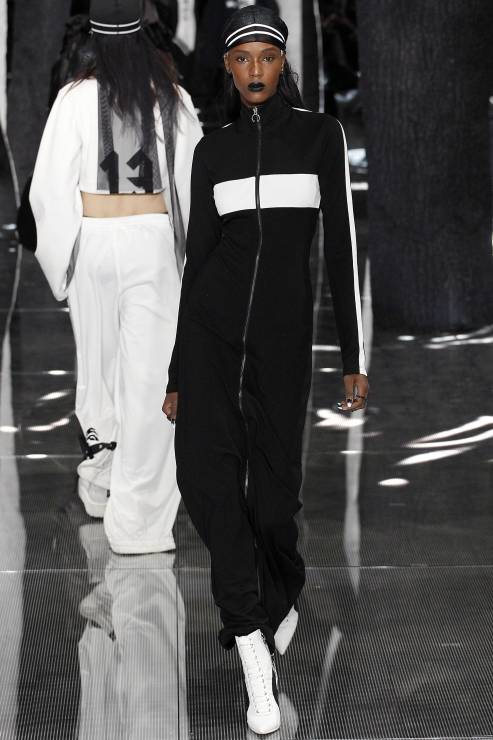 Rihanna zapowiada kolekcję Fenty x Puma - sprawdźcie co się w niej znajdzie