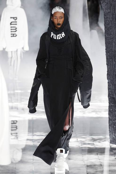 Rihanna zapowiada kolekcję Fenty x Puma - sprawdźcie co się w niej znajdzie