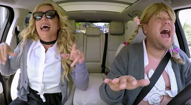 Britney Spears królową śpiewania z playbacku