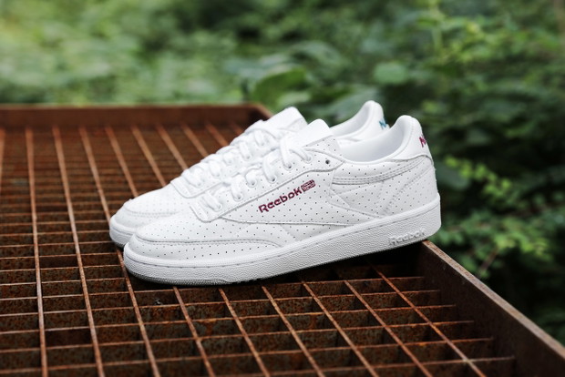 Kolekcja Reebok Classic x NAKED - inspiracja modą uliczną lat 90.