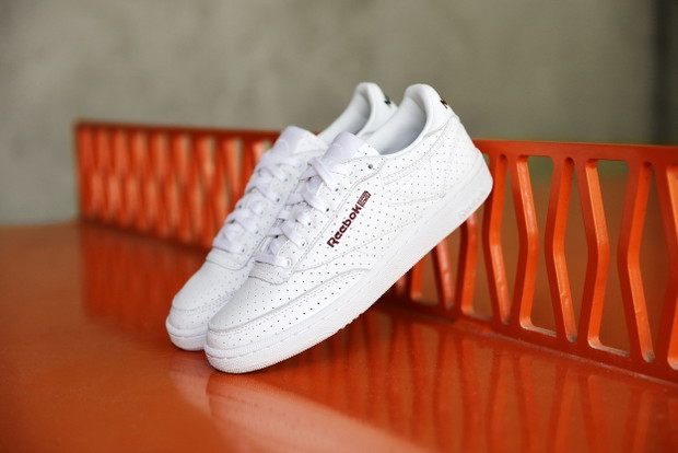 Kolekcja Reebok Classic x NAKED - inspiracja modą uliczną lat 90.