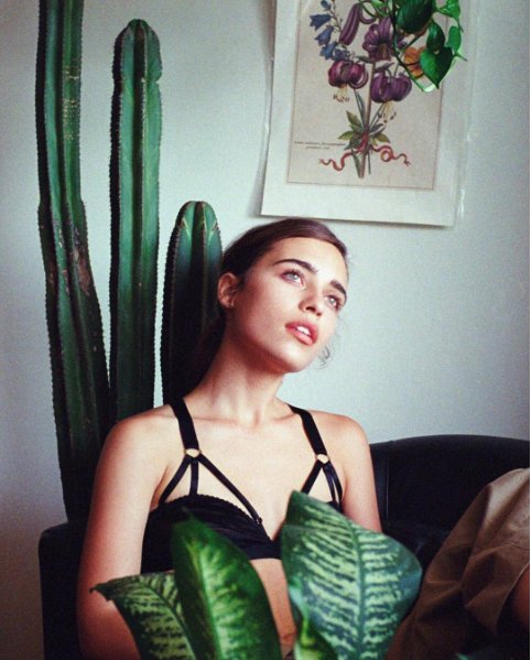 Lonely Girls Project