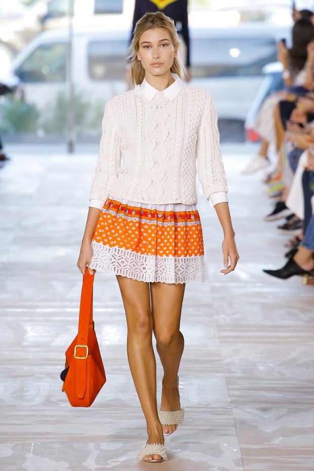 Hailey Baldwin, Tory Burch Wiosna 2017