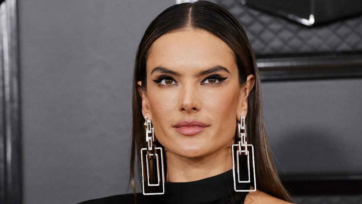 Alessandra Ambrosio w ubraniach polskiej marki