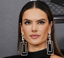 Alessandra Ambrosio w ubraniach polskiej marki