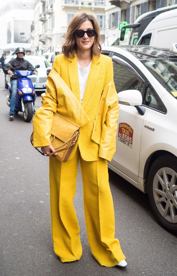 Street fashion podczas Tygodnia Mody w Mediolanie - wiosna/lato 2017