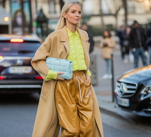 Street Style - Paris Fashion Week - Haute Couture Spring/Summer 2020 : Day Tree